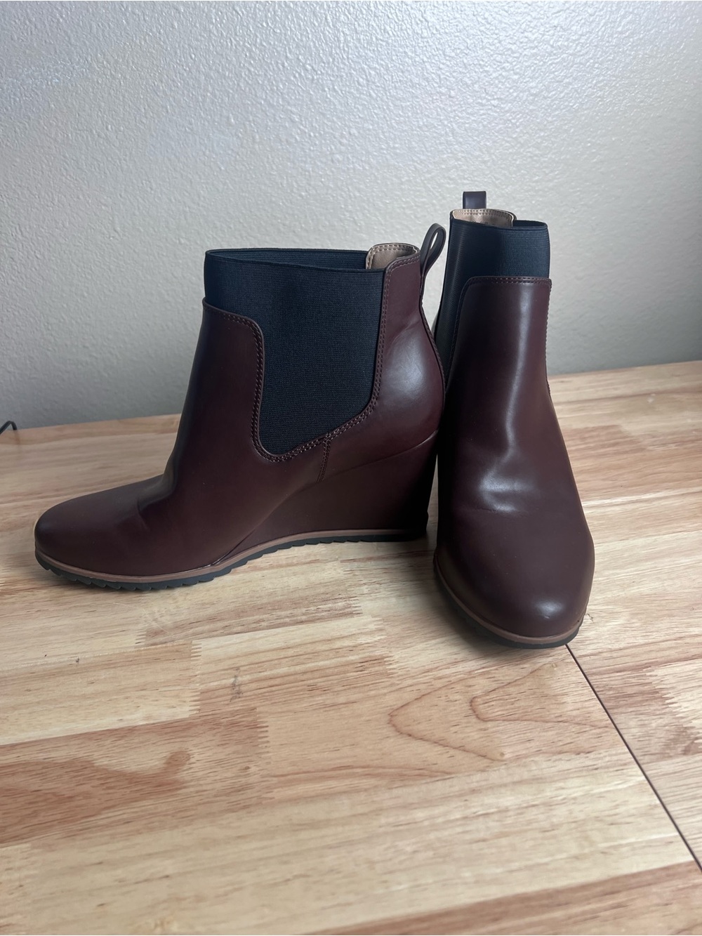 Soul Naturalizer Brown Wedge Ankle Boots Size 10 Brand NEW